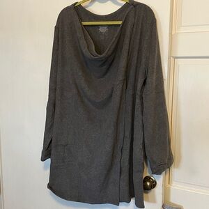NEW W/O TAGS Cuddl Duds Women’s Charcoal Drape Sweater